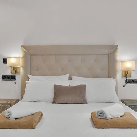 Real - Stylish 2 Bedroom By Finest
