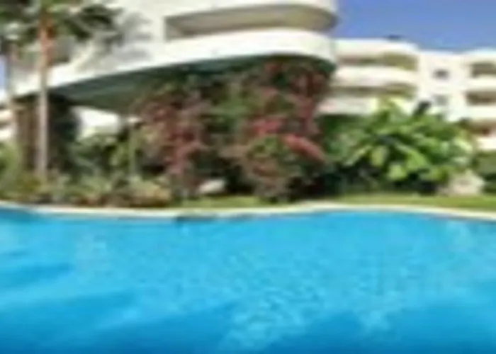 Real - Stylish 2 Bedroom By Finest *