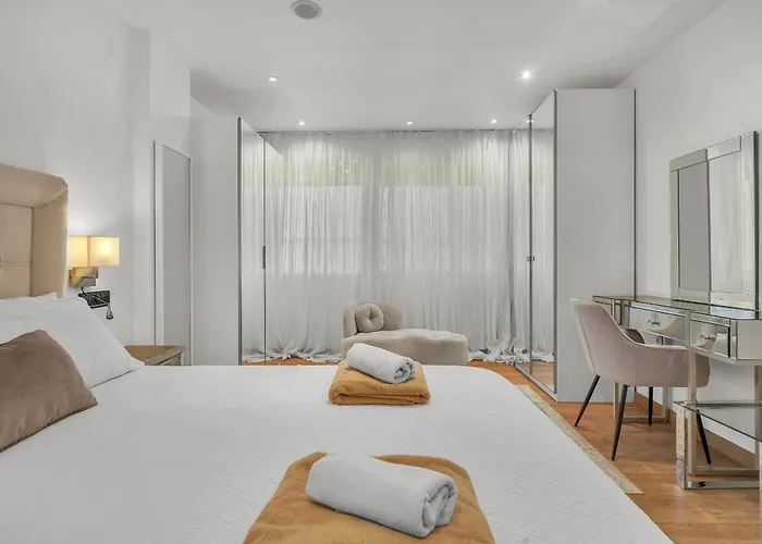 Real - Stylish 2 Bedroom By Finest Lägenhet Marbella