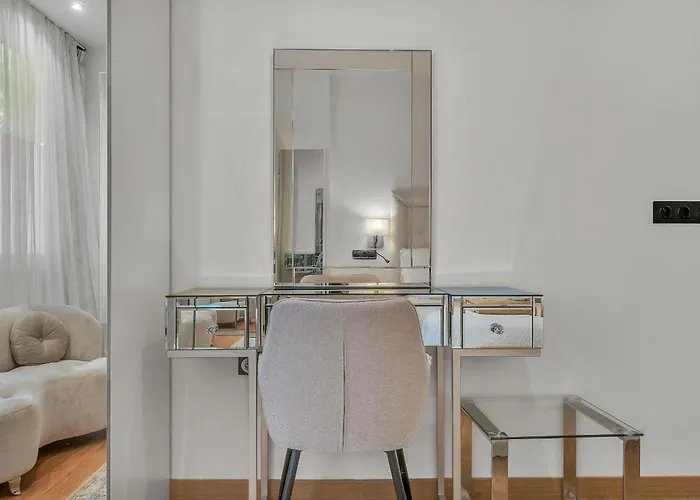 Real - Stylish 2 Bedroom By Finest * Marbella